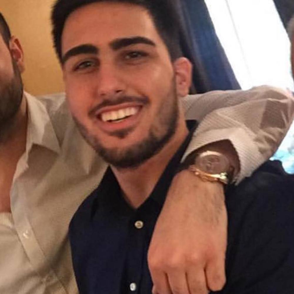 Meet your Posher, Majed